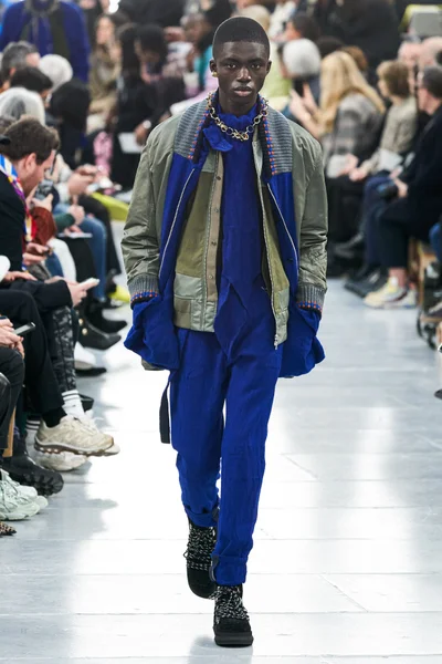 Look 14